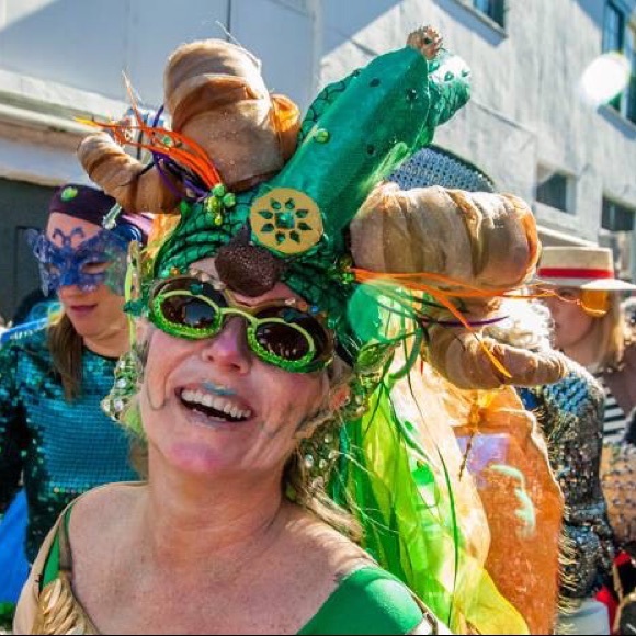 Meet your Posher, Terrie - Picture 4 of 5